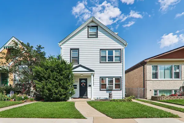 3541 N Neenah Avenue, Chicago, IL 60634