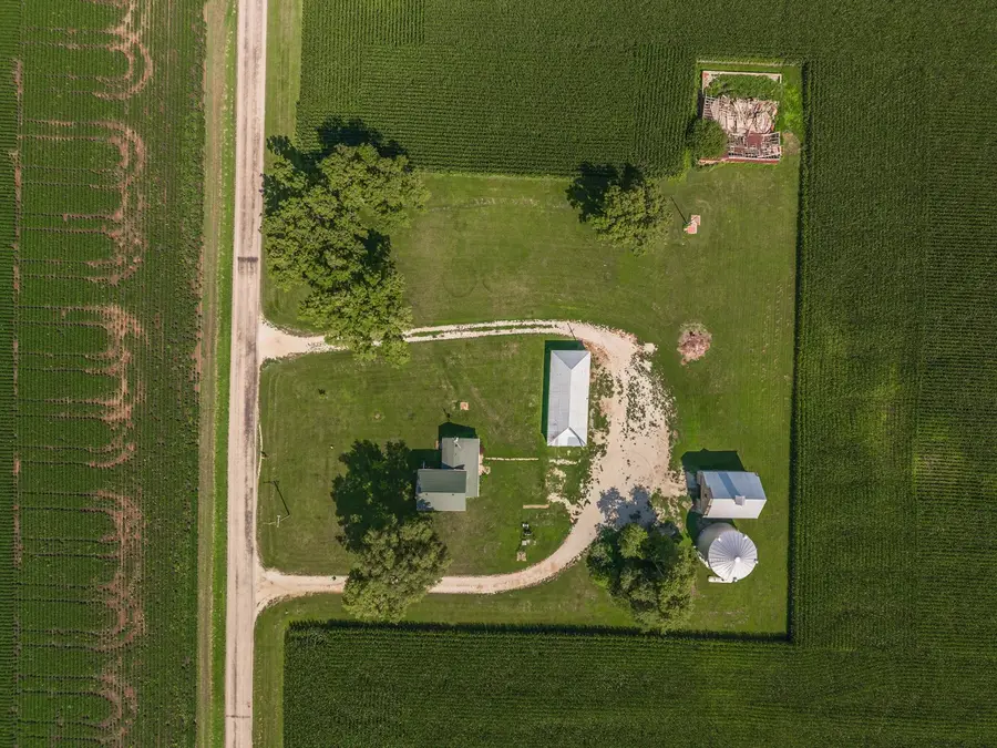 758 N 1st Road, Dana, IL 61321 - #2