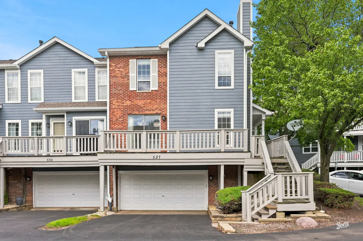 537 W Parkside Drive, Palatine, IL 60067 - #1