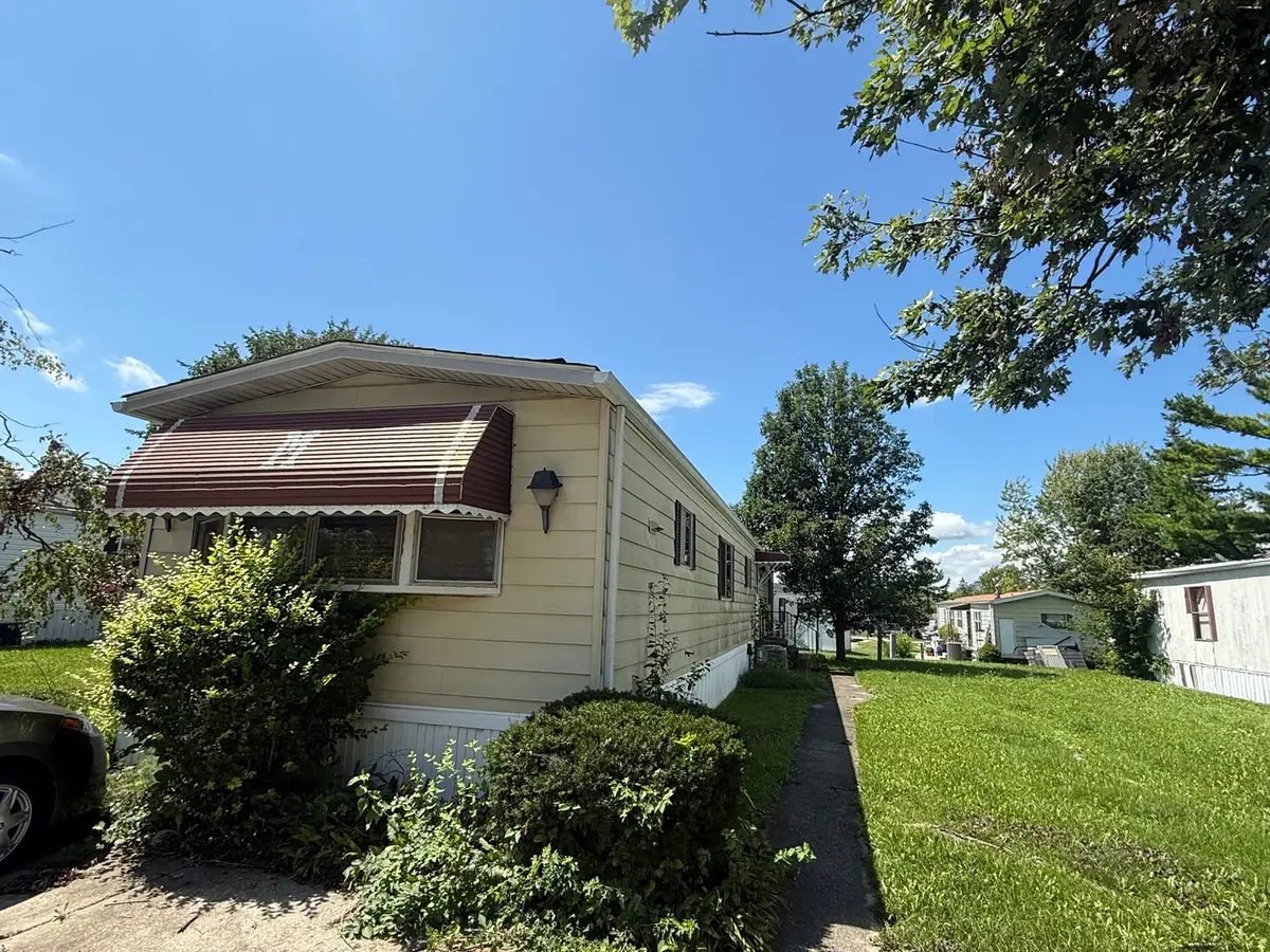114 Huntsbridge Road, Matteson, IL 60443 - #1