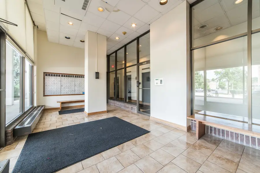 33 N Main Street #2F, Lombard, IL 60148 - #2