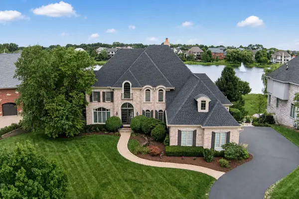39W748 Goldenrod Drive, St. Charles, IL 60175