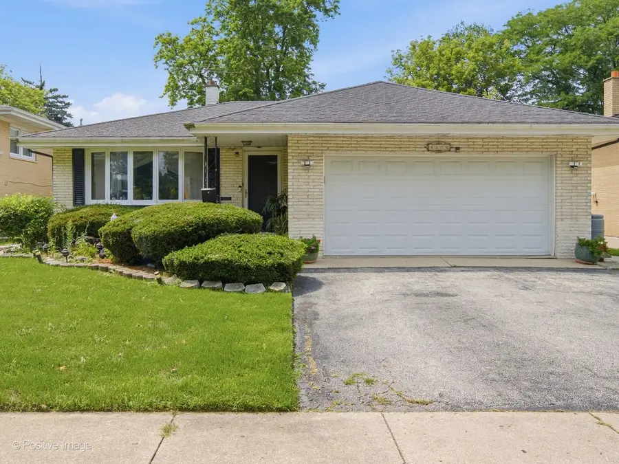 4308 Elm Avenue, Brookfield, IL 60513 - #2