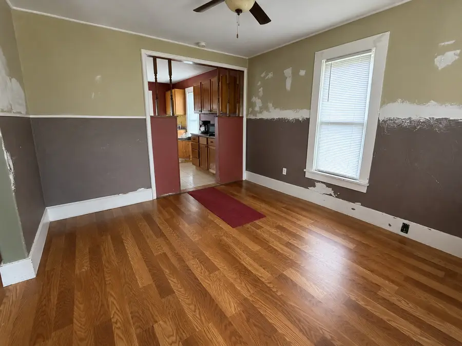 714 E 8th Street, Kewanee, IL 61443 - #3