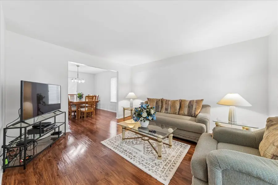 1024 Lakewood Circle, Naperville, IL 60540 - #2