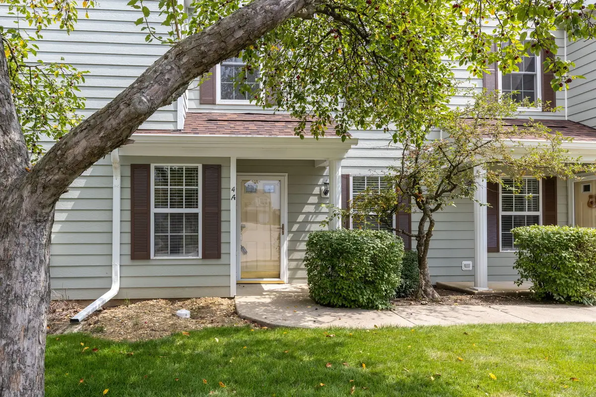 4 Taylor Court #A, Streamwood, IL 60107 - #1