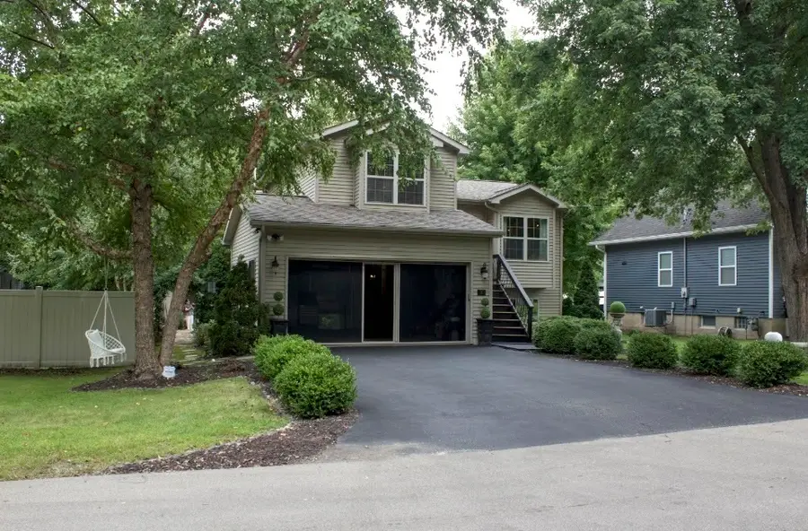 110 Swanson Street, Ottawa, IL 61350 - #2