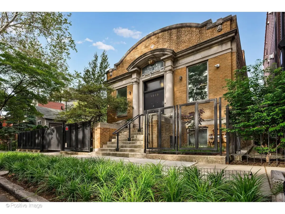 1019 N Wolcott Avenue, Chicago, IL 60622 - #1
