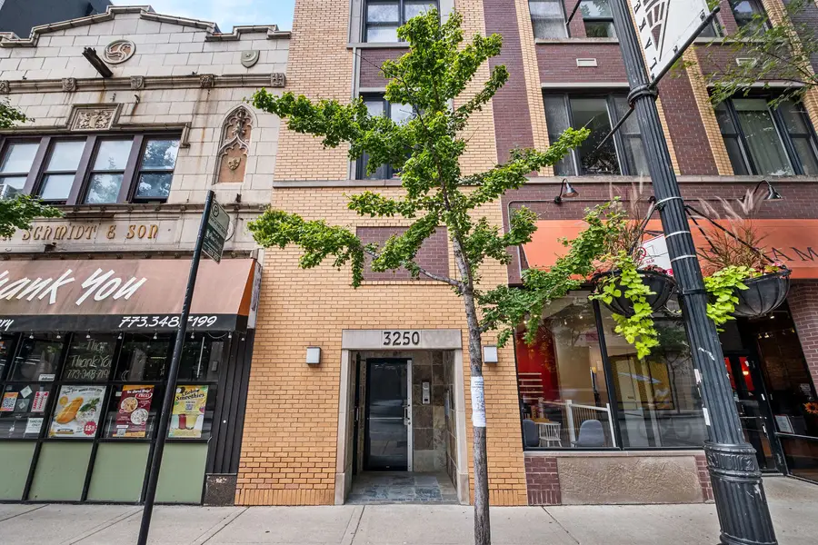 3250 N Lincoln Avenue #C, Chicago, IL 60657 - #3