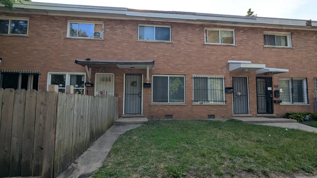 7122 S Parnell Avenue #B, Chicago, IL 60621 - #1