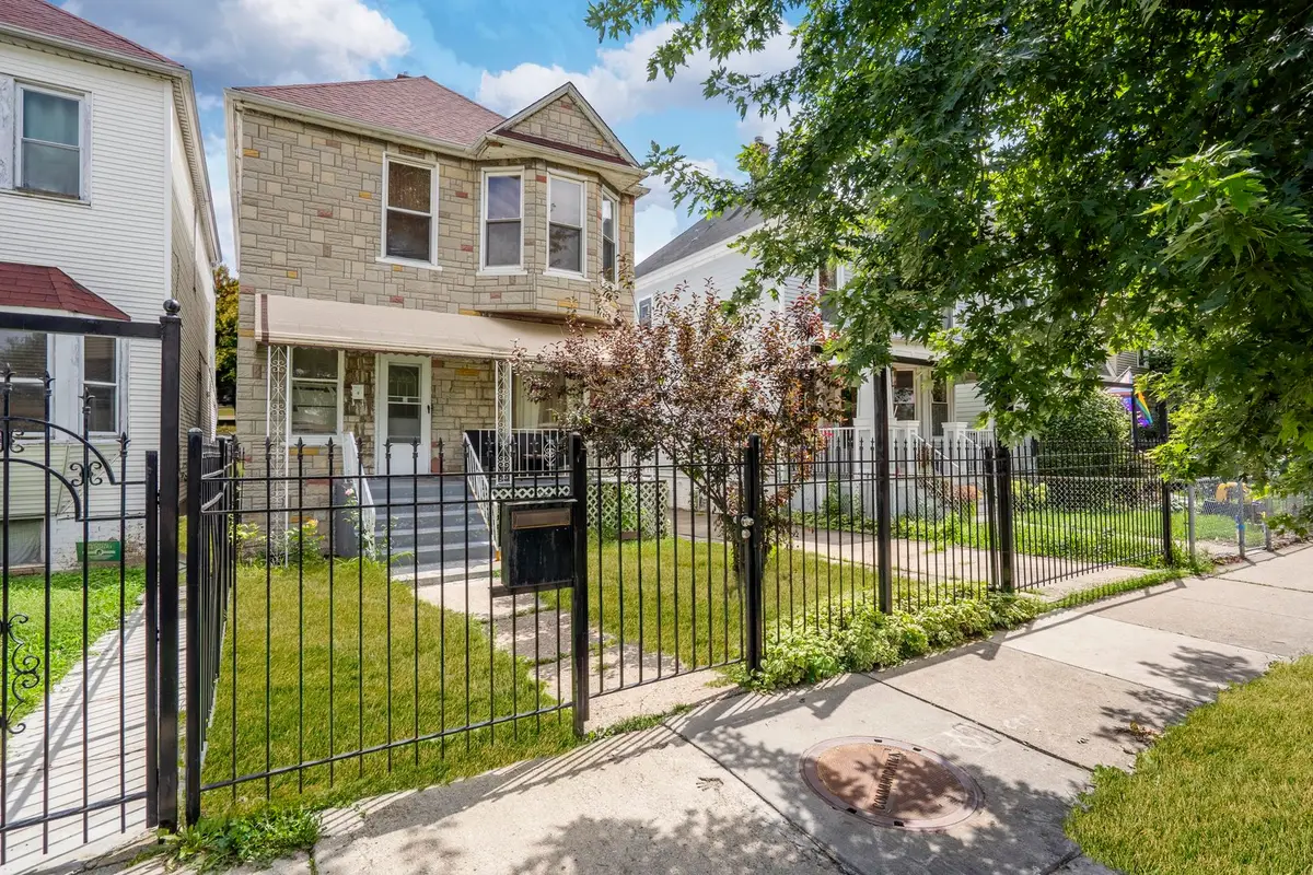 2747 N Saint Louis Avenue, Chicago, IL 60647 - #1