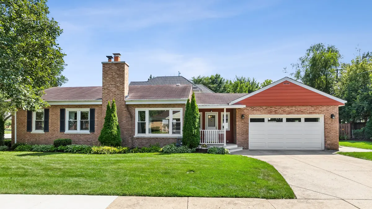 42 Washington Street, Glenview, IL 60025 - #1