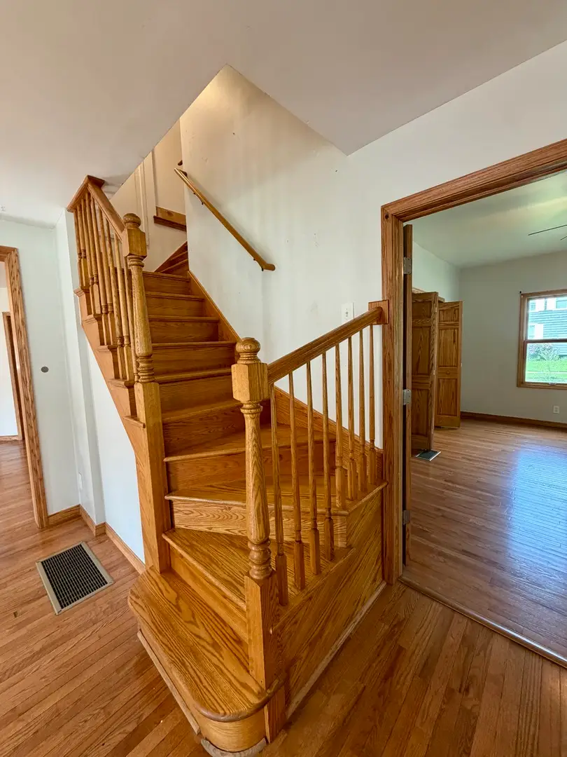 703 Chapel Street, Ottawa, IL 61350 - #3