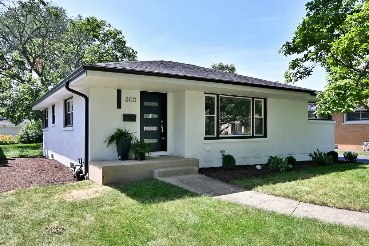 800 S Swain Avenue, Elmhurst, IL 60126 - #1