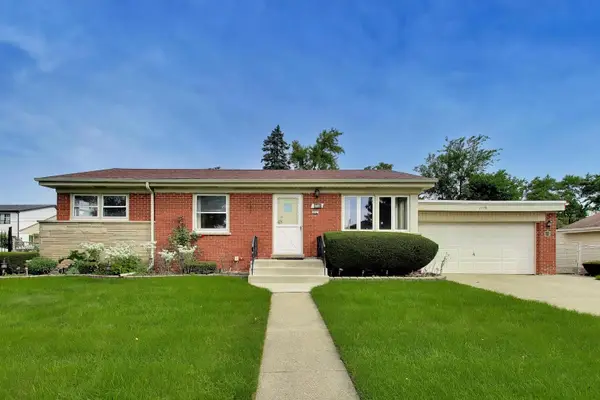 7338 Beckwith Road, Morton Grove, IL 60053