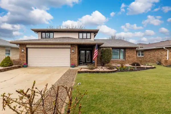 8058 Circle Drive, Palos Hills, IL 60465 - #1