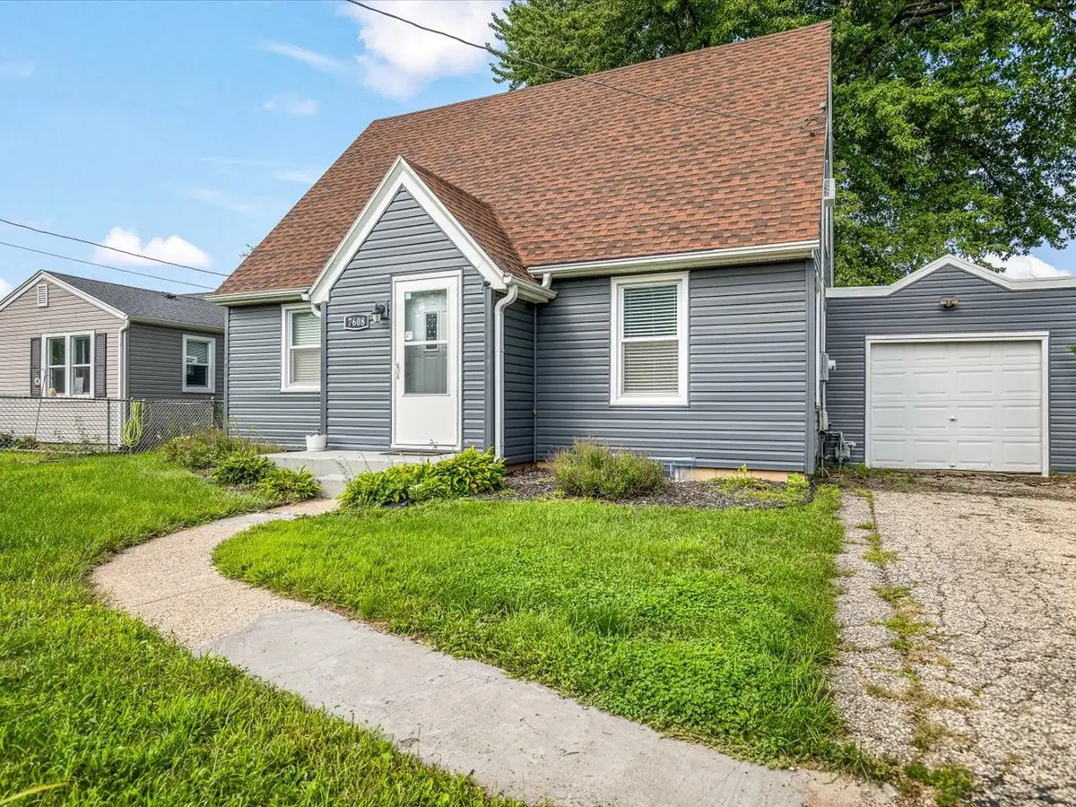 7608 Grenville Street, Machesney Park, IL 61115 - #1