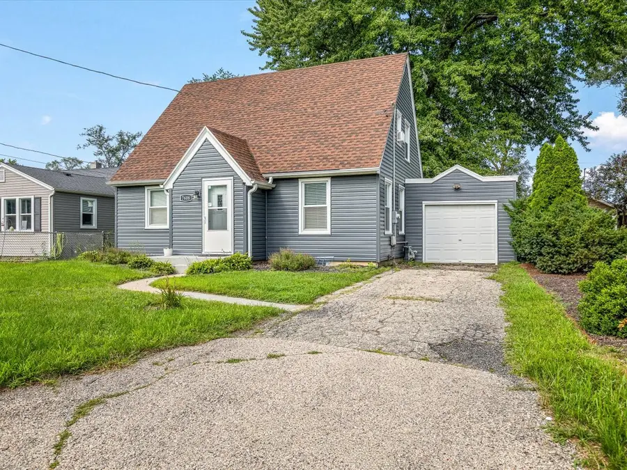 7608 Grenville Street, Machesney Park, IL 61115 - #2
