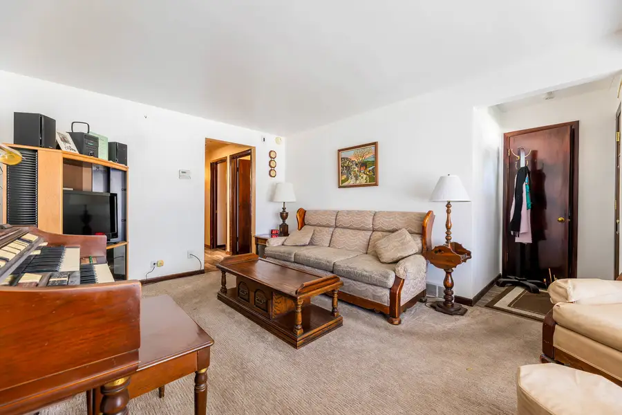 5728 S Parkside Avenue, Chicago, IL 60638 - #3