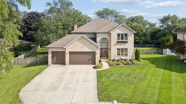 1808 Russell Drive, Lisle, IL 60532