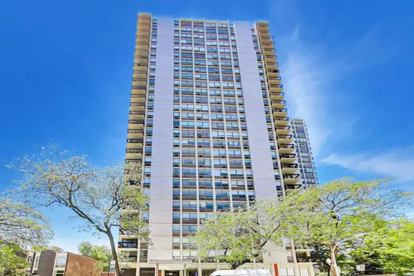 1355 N Sandburg Terrace #1002D, Chicago, IL 60610