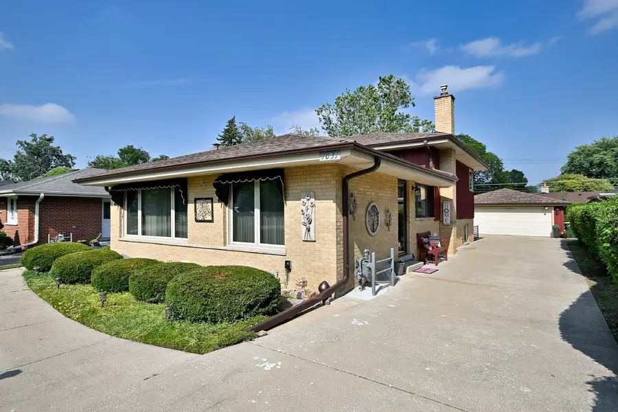 1031 S Belmont Avenue, Arlington Heights, IL 60005 - #3