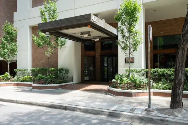 400 E Ohio Street #4202, Chicago, IL 60611