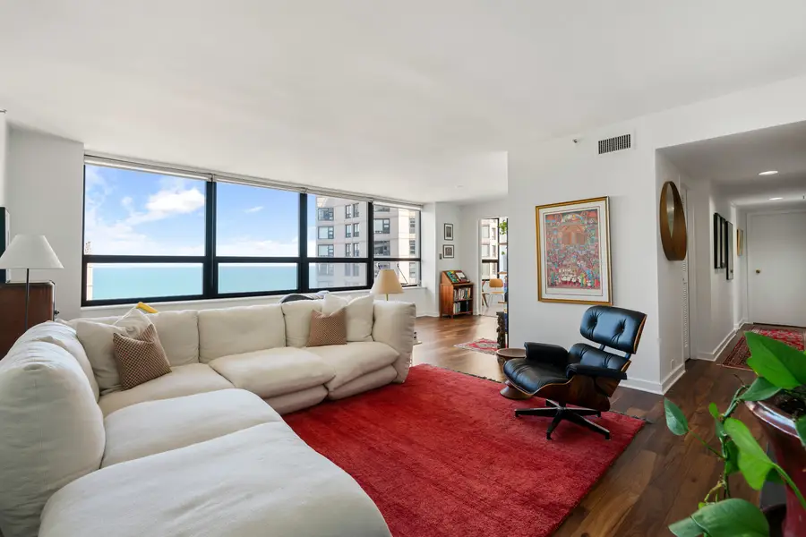 400 E Ohio Street #4202, Chicago, IL 60611 - #2