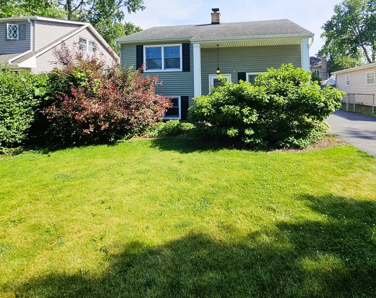 618 W Comstock Avenue, Elmhurst, IL 60126 - #1
