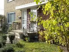 4903 Enfield Street #B, Skokie, IL 60076