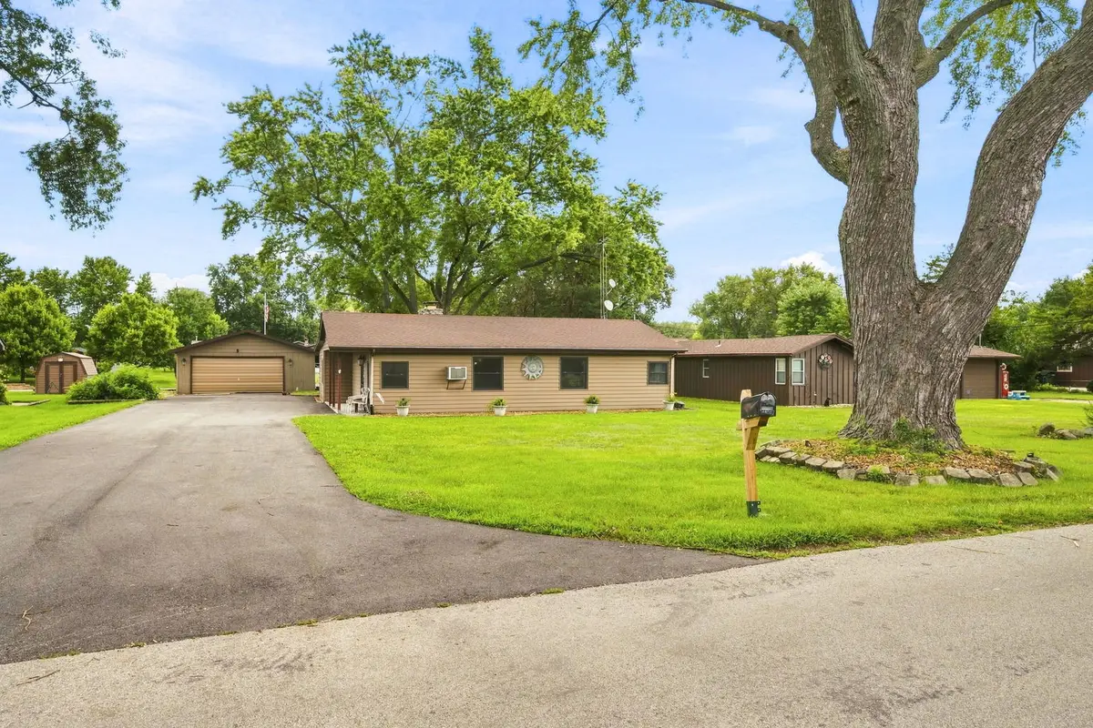 8726 E Mallard Lane, Wilmington, IL 60481 - #1