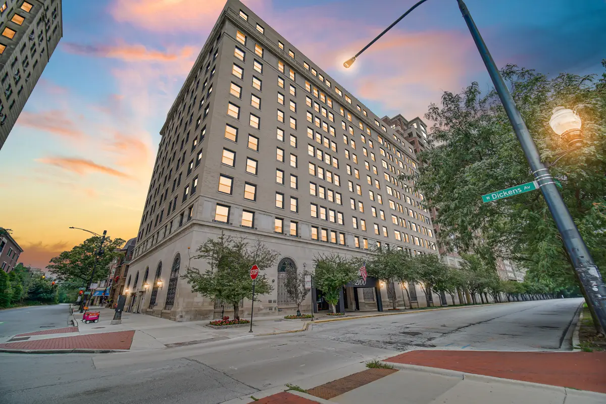 2100 N Lincoln Park West Avenue #7FN, Chicago, IL 60614 - #1