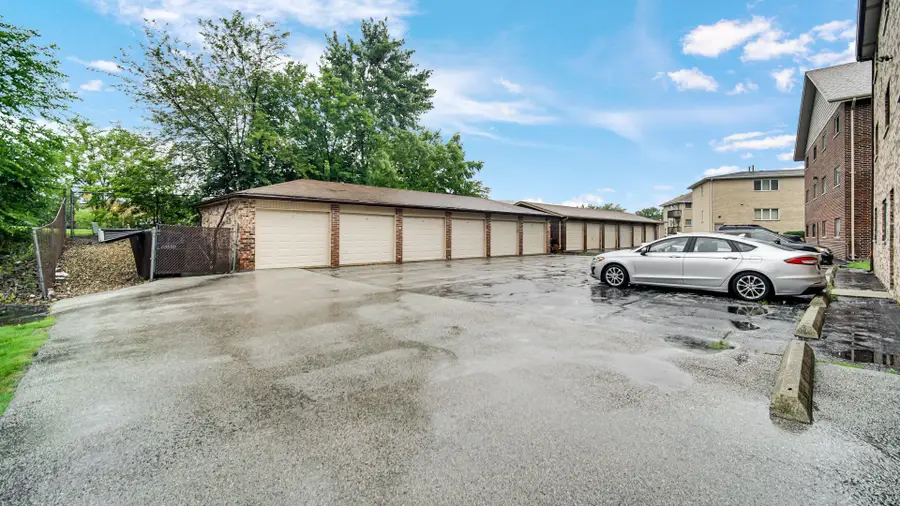 16724 Paxton Avenue #2N, Tinley Park, IL 60477 - #3