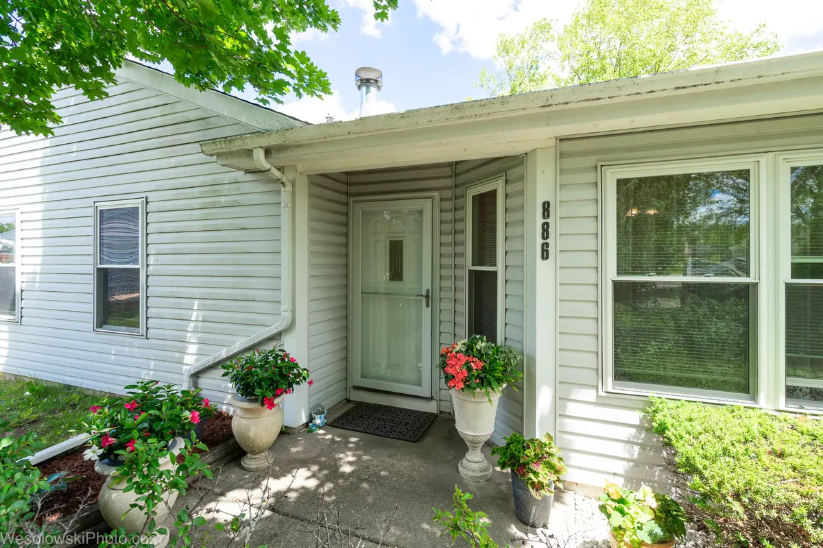 886 Quincy Court, Island Lake, IL 60042 - #1