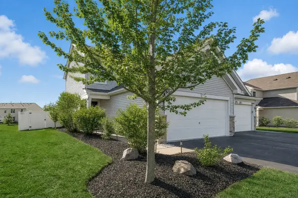 600 Vine Street, Hampshire, IL 60140