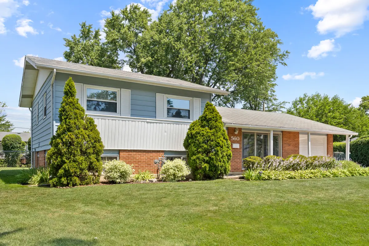 560 W Berkley Lane, Hoffman Estates, IL 60169 - #1