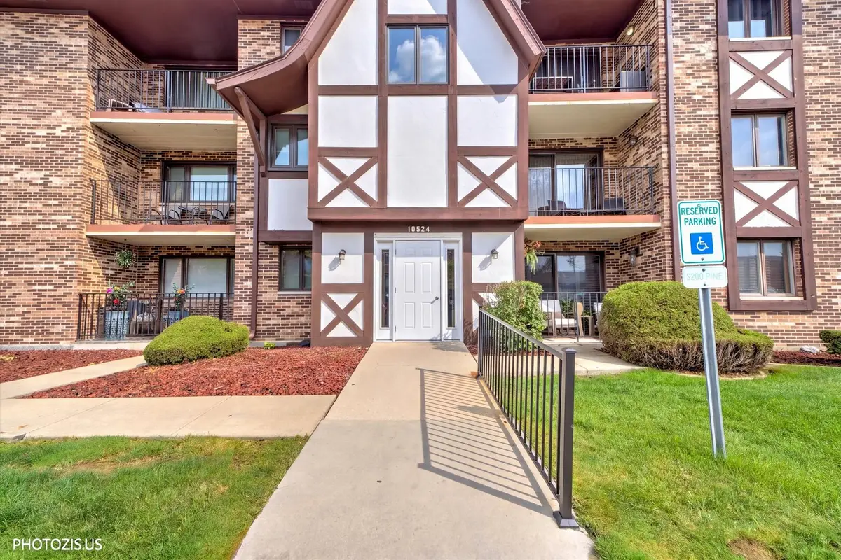 10524 Ridge Cove Drive #25B, Chicago Ridge, IL 60415 - #1