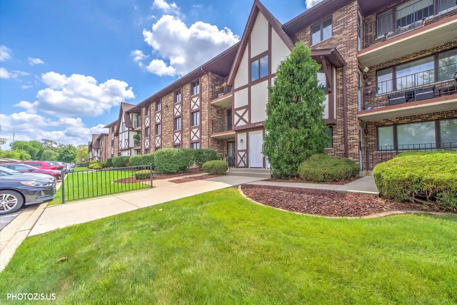 10524 Ridge Cove Drive #25B, Chicago Ridge, IL 60415 - #2