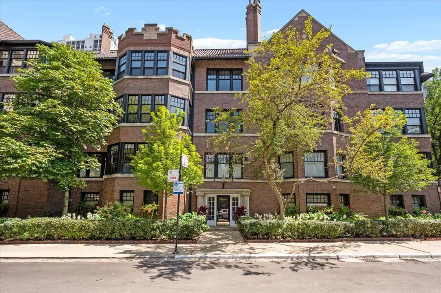 1235 N Astor Street #2N, Chicago, IL 60610 - #2