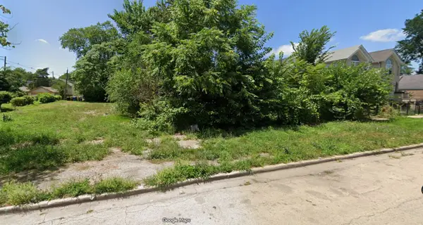 11738 S Princeton Avenue, Chicago, IL 60628