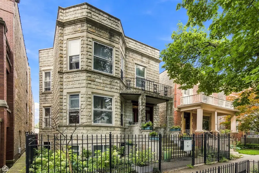 3248 N Oakley Avenue, Chicago, IL 60618 - #2