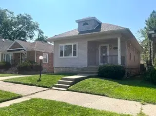 10228 S Carpenter Street, Chicago, IL 60643 - #2