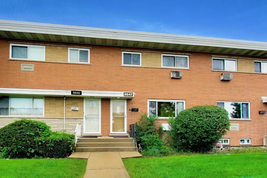 8647 Gregory Lane, Des Plaines, IL 60016 - #2