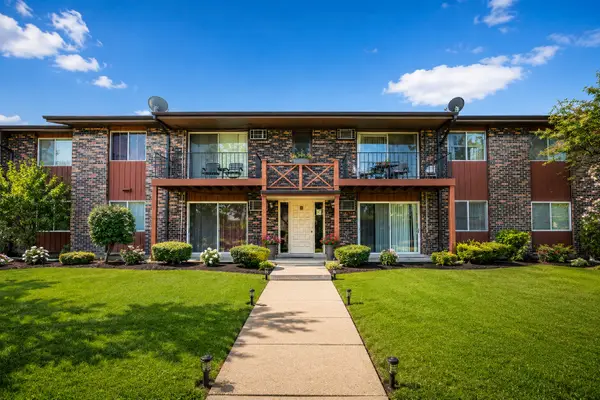 247 N Neltnor Boulevard #D1C, West Chicago, IL 60185