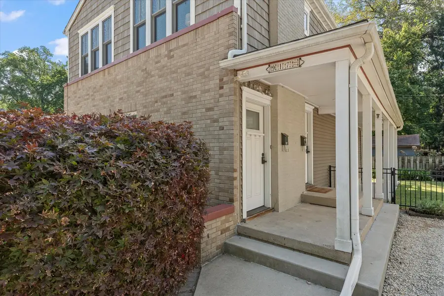 917 W Washington Street, Champaign, IL 61821 - #2