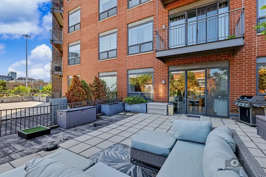 859 W Erie Street #303, Chicago, IL 60642 - #2