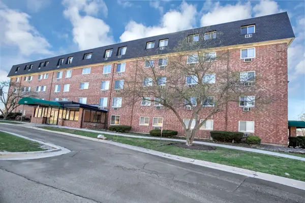 5011 Valley Lane #501, Streamwood, IL 60107