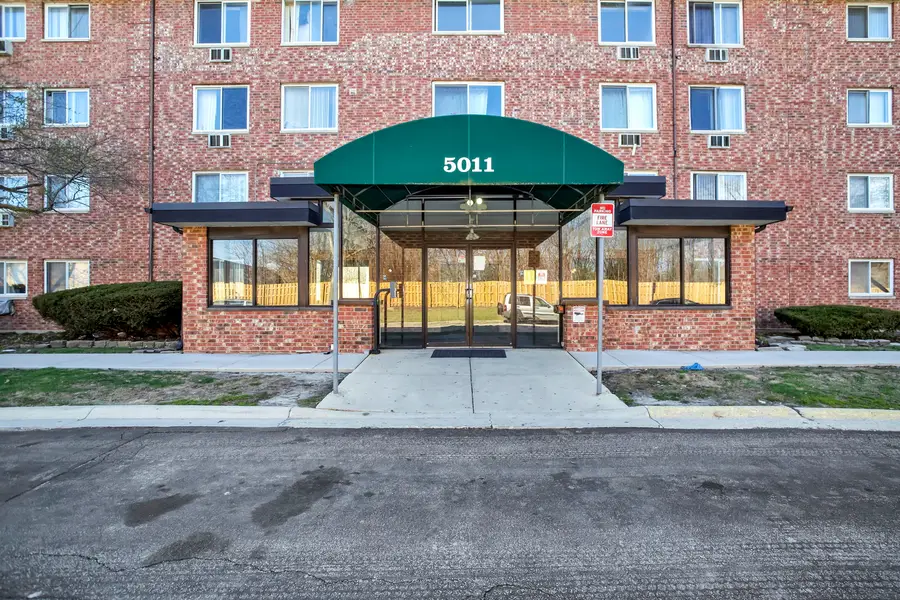 5011 Valley Lane #501, Streamwood, IL 60107 - #2