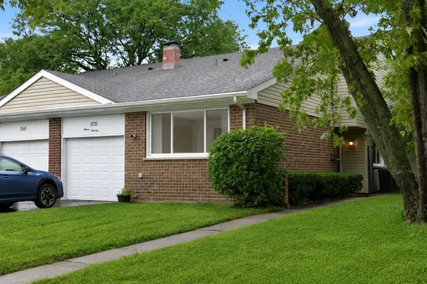 1170 Heather Lane, Glen Ellyn, IL 60137
