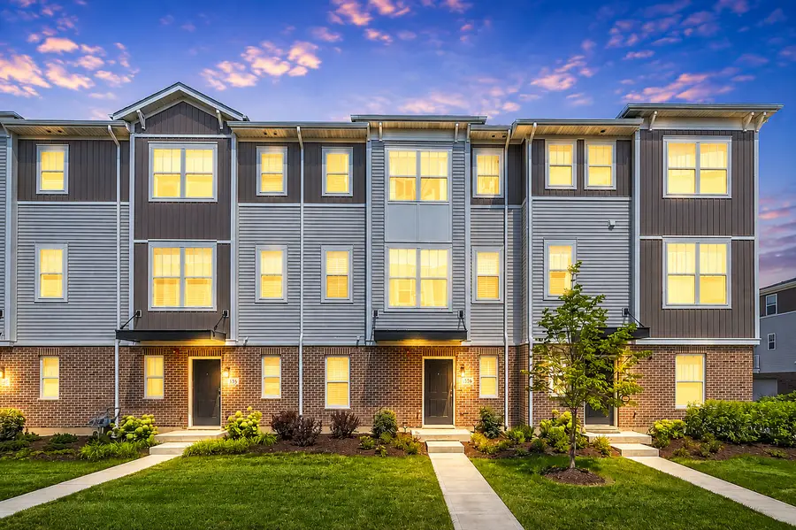 1035 Wren Road, Des Plaines, IL 60018 - #2
